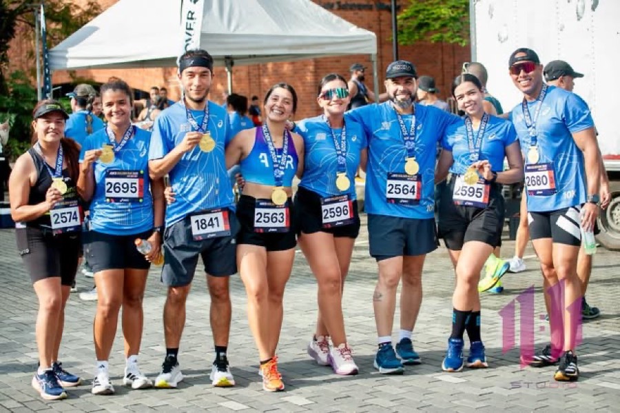 A Fondo Runners